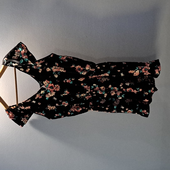Floral Romper - Picture 1 of 5